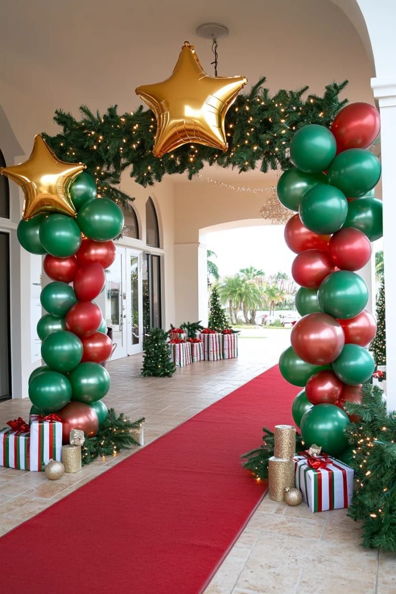 9. Red and green balloon columns with gold stars - photo 2