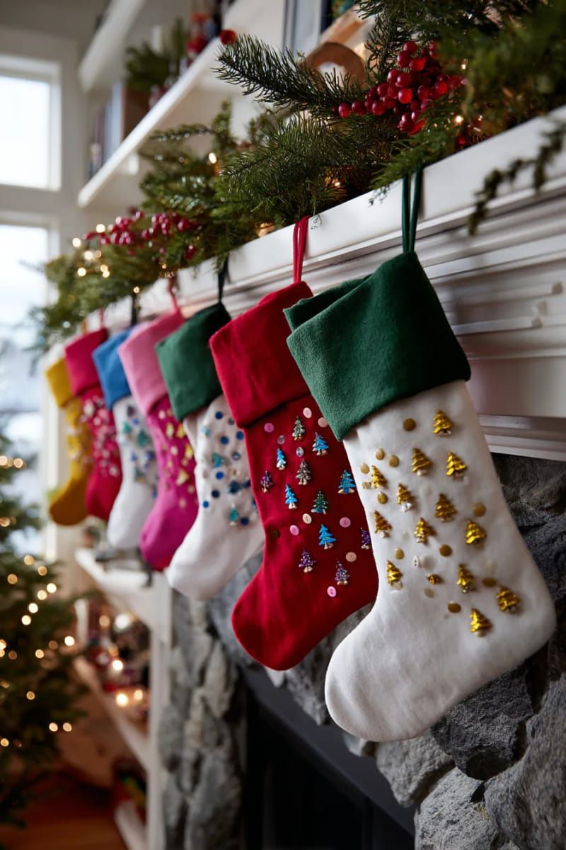 7. Tree and Star-Shaped Buttons for Extra Detail
