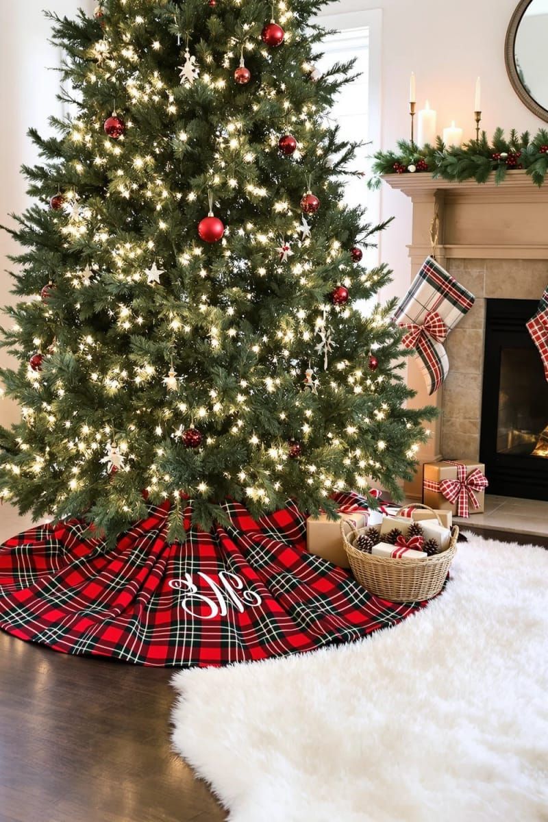 17. Plaid tree skirt with a Cricut iron-on monogram - photo 2