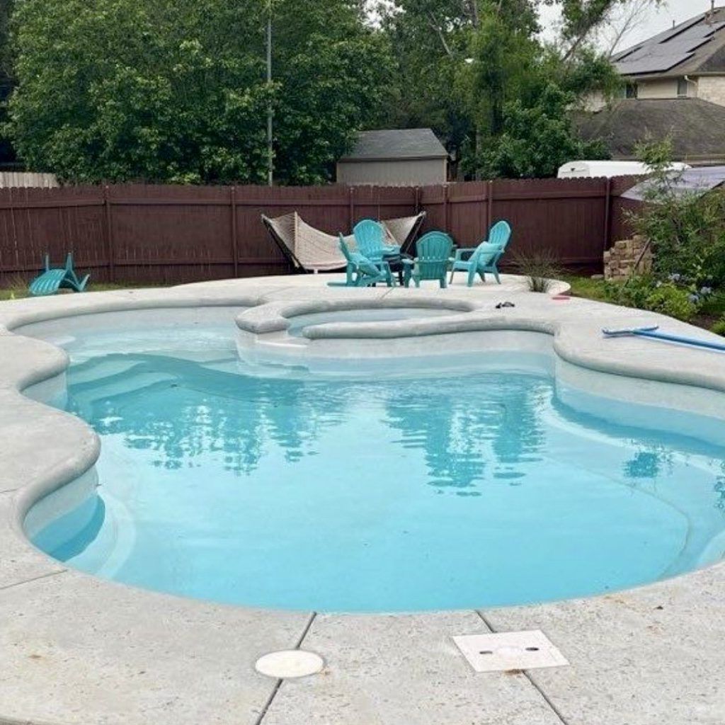29. A Relaxed, Organic Pool Shape