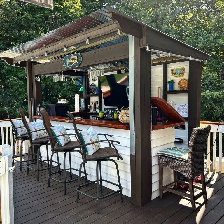 17. How to Build Your Own Outdoor Bar