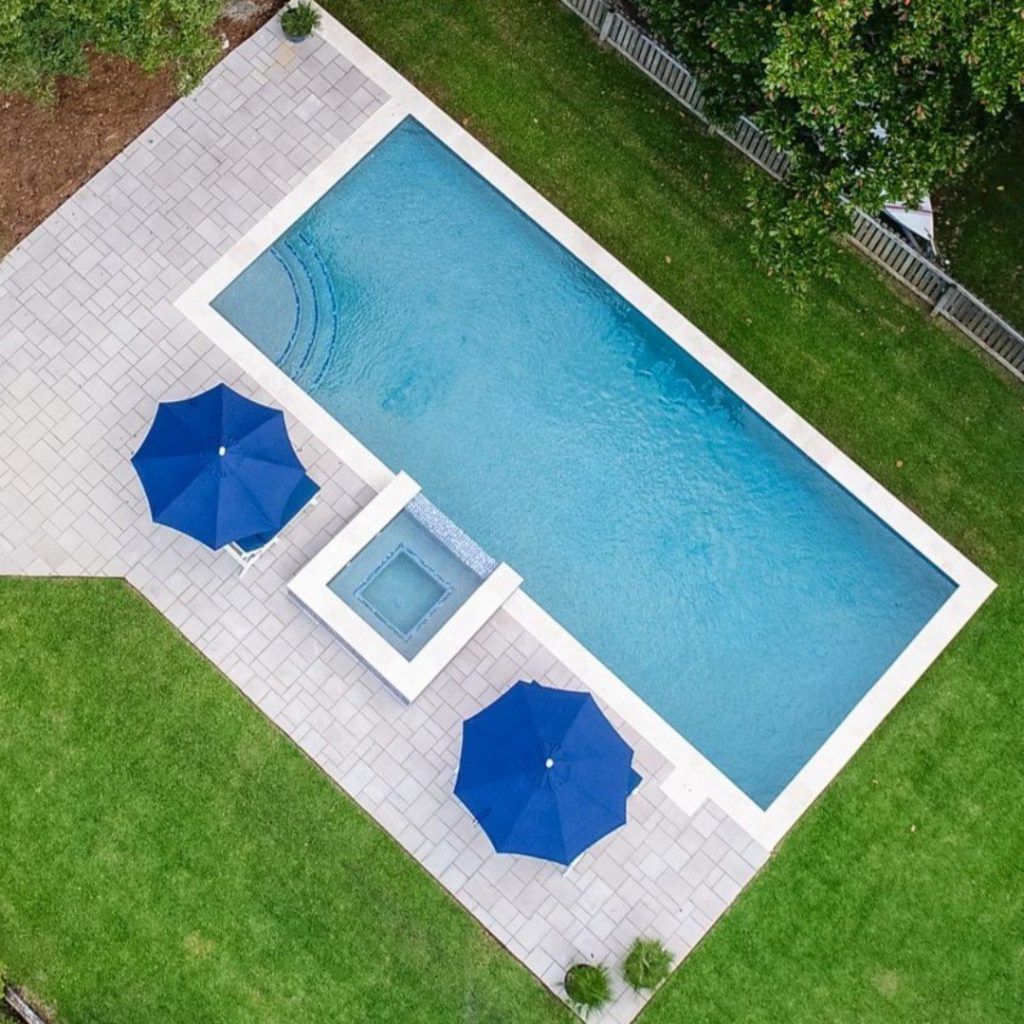 26. Simple Elegance in a Classic Yard