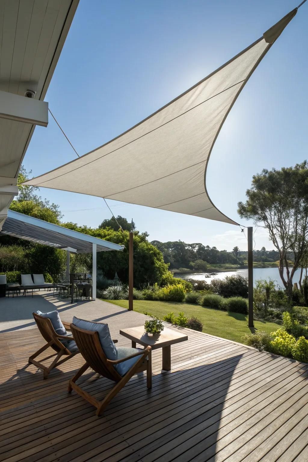 11. Triangle Sail Shade Magic
