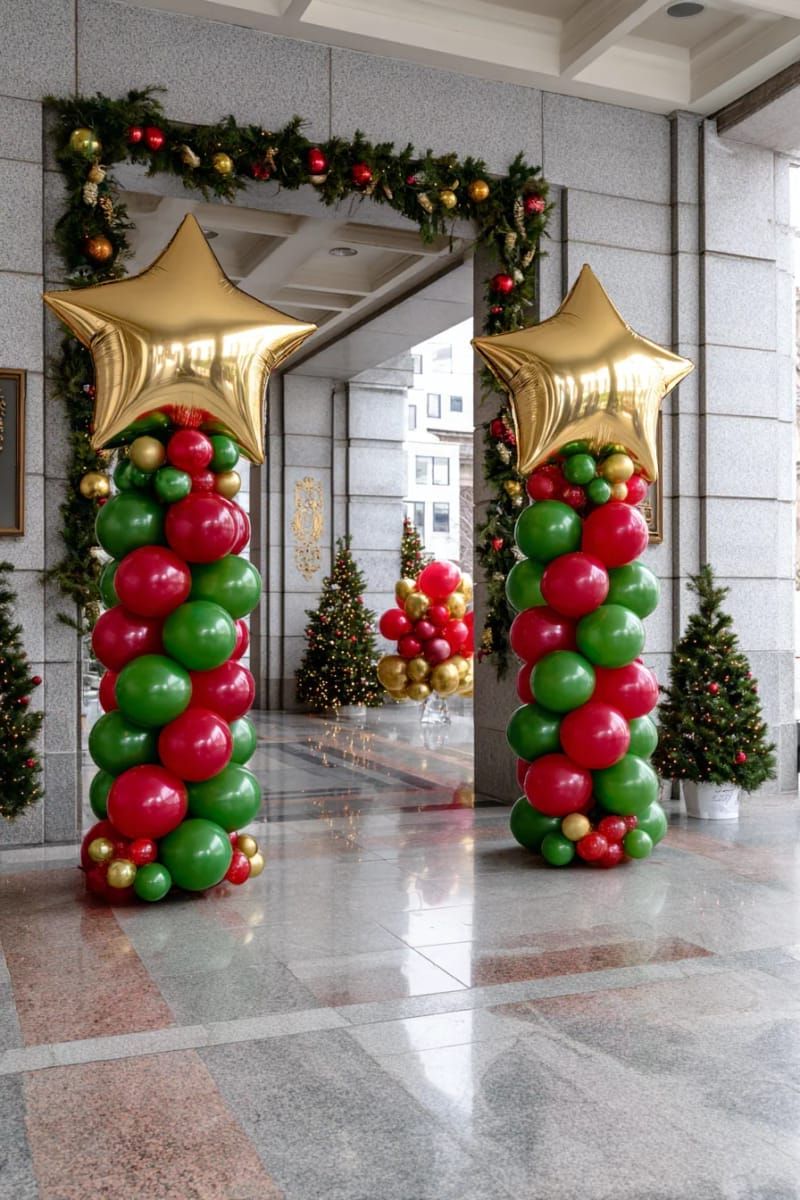 9. Red and green balloon columns with gold stars