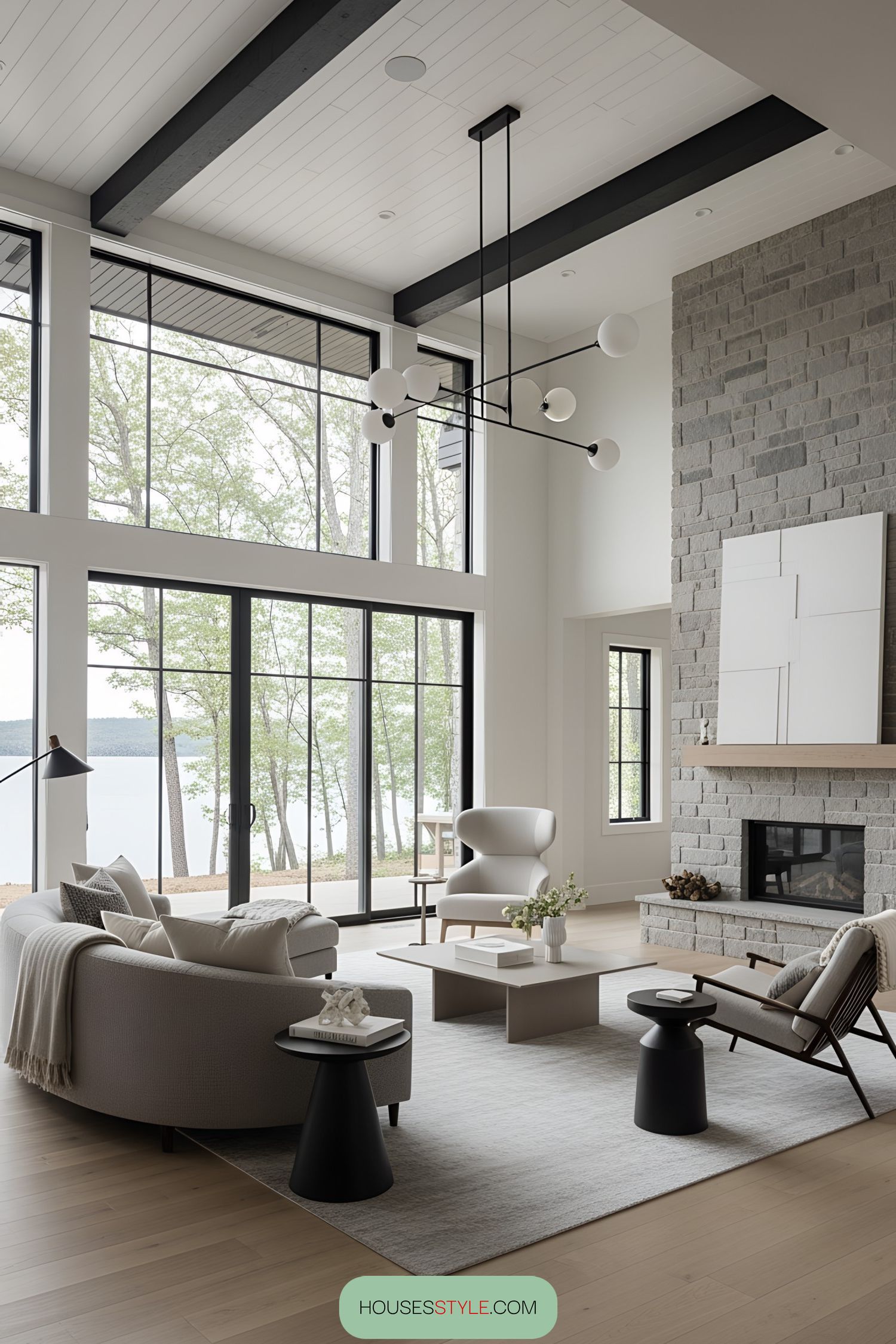 Relaxing Lake House Escape With Stunning Views