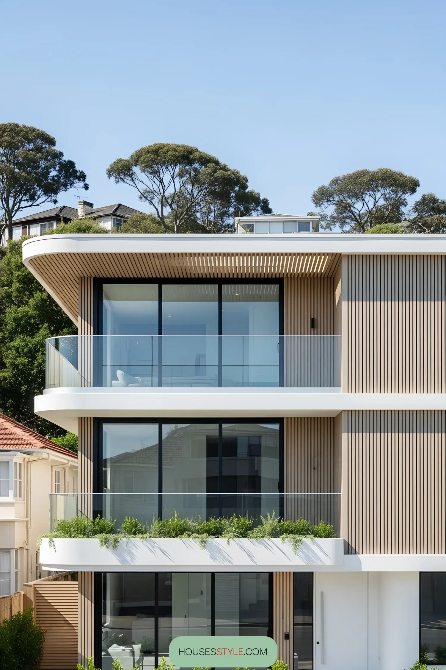 Where Nature and Architecture Meet on the Coast