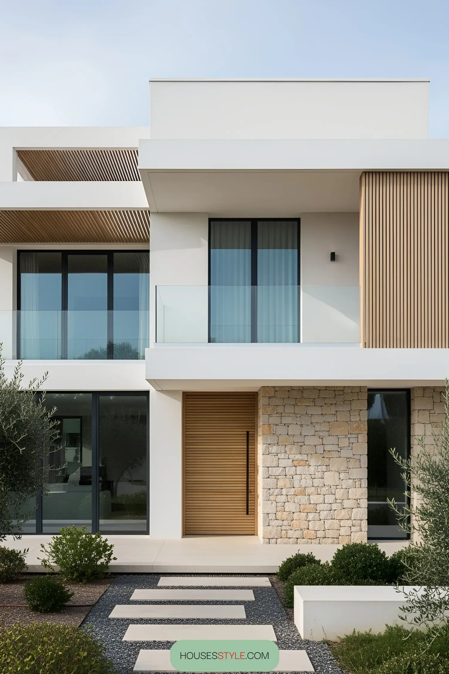 A Modern Seaside Beach House