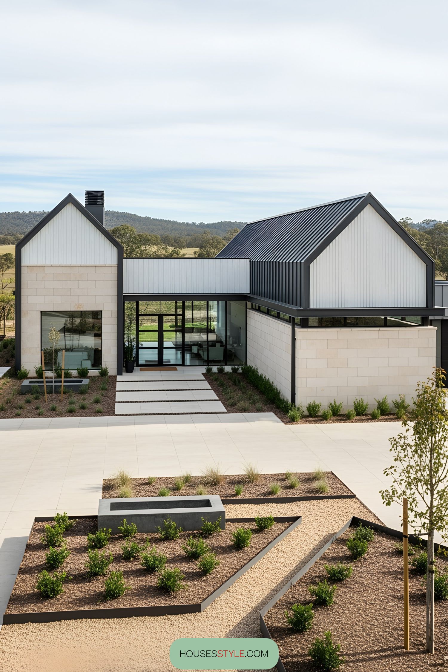 A Dreamy Home Full of Modern Elegance