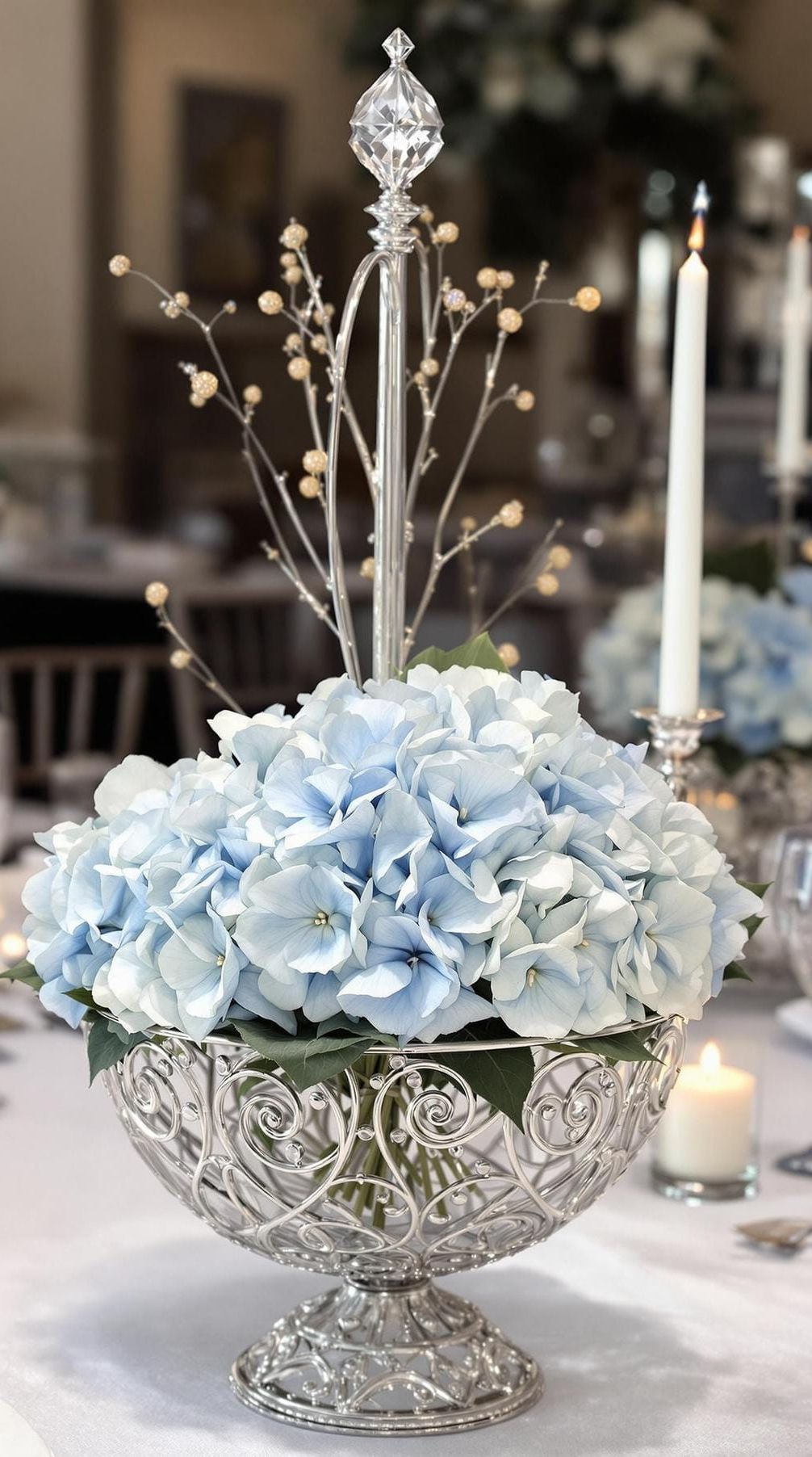 7. Icy Blue Hydrangea Centerpiece Ideas - photo 3