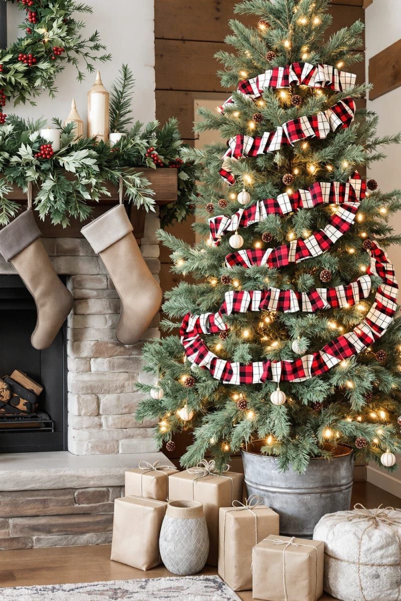 7. DIY fabric scrap garland in plaid and muslin - photo 2