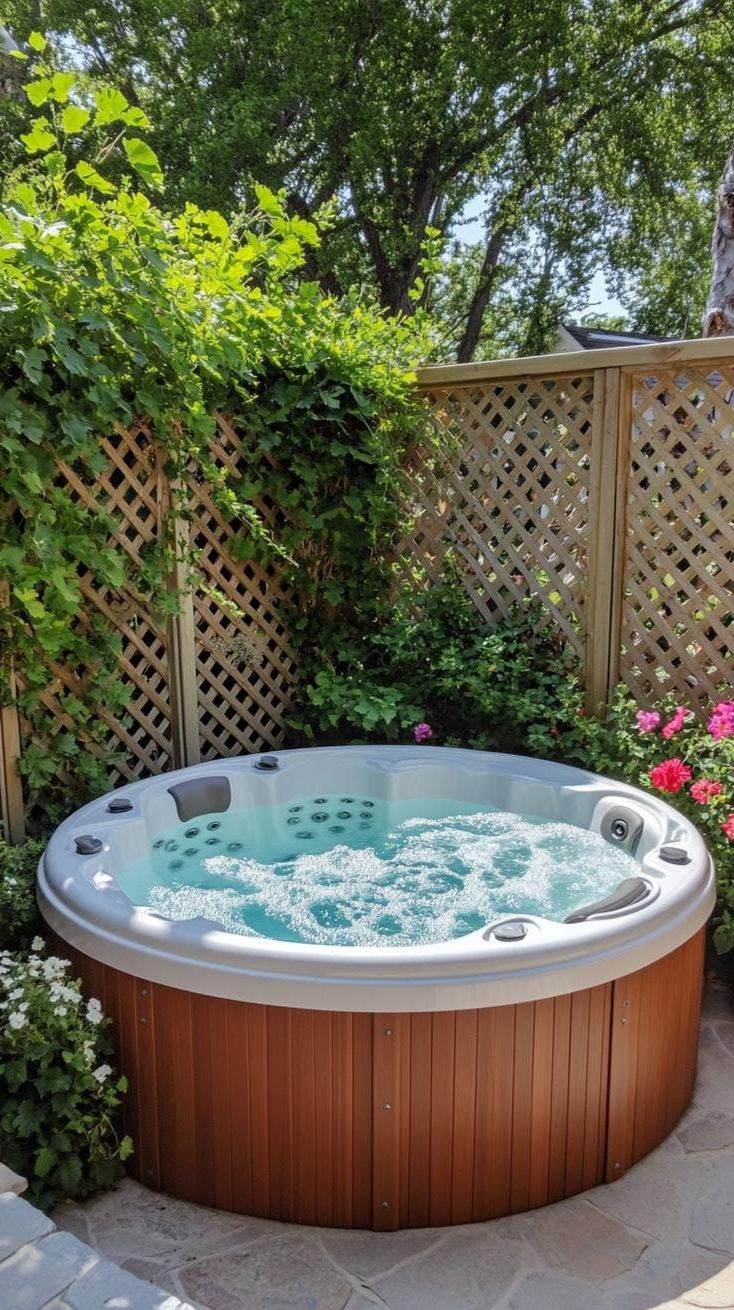 4. Create a cozy atmosphere with a garden privacy fence for your hot tub - photo 2