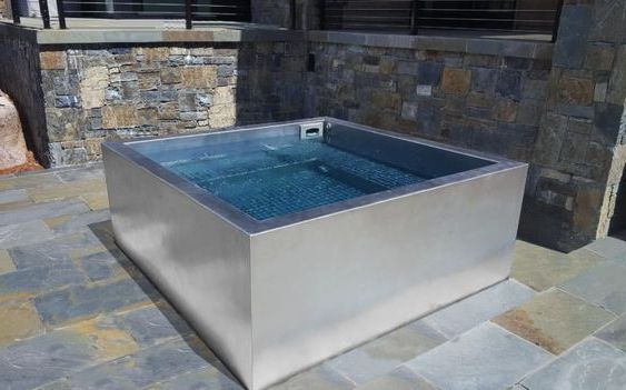 20 Stainless Steel Swimming Pool Designs to Adore - photo 5