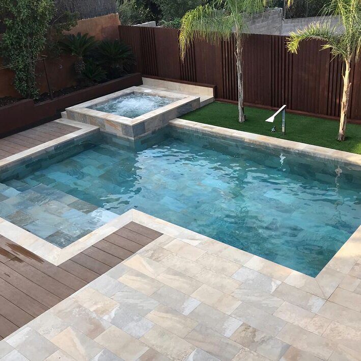 A Cozy Plunge Pool Retreat