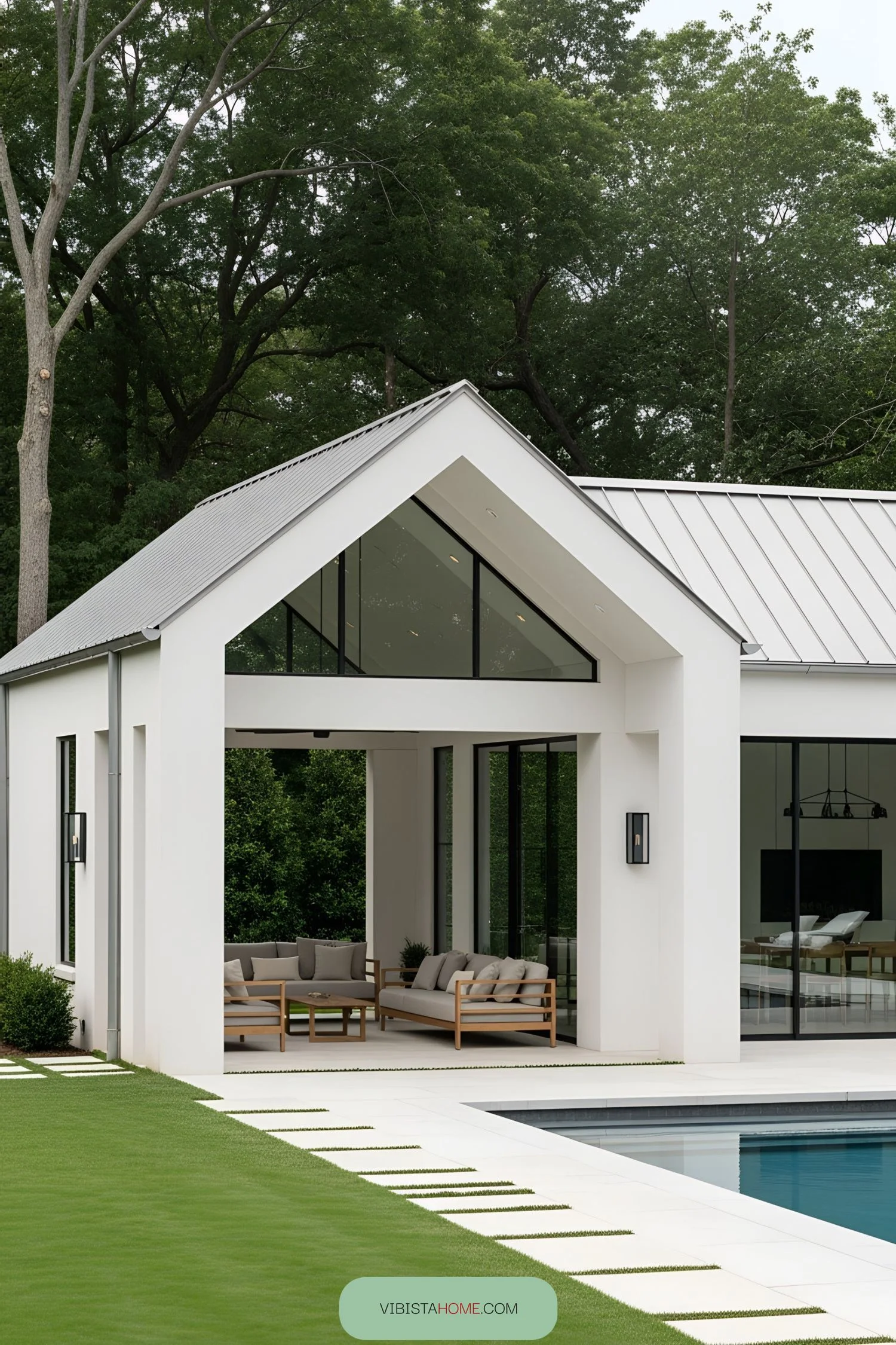 Fun-Filled Modern Splash Retreat