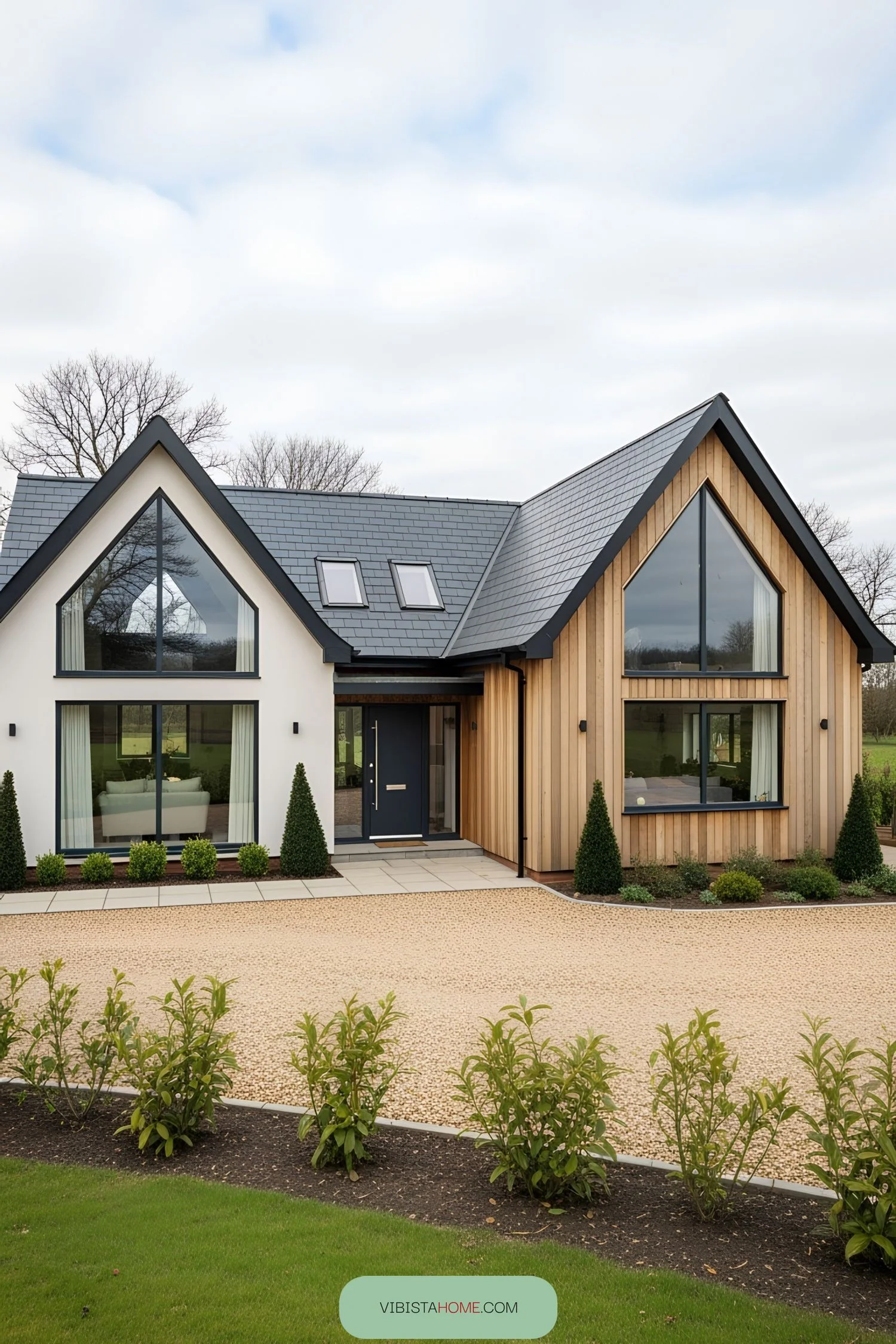 A Stylish Retreat Blending Modern and Natural