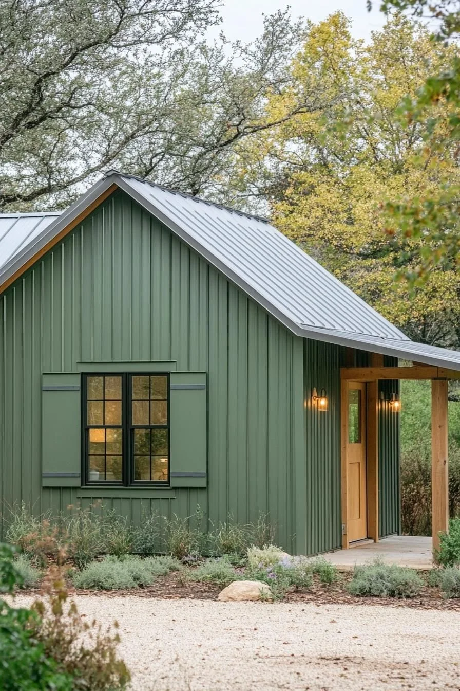 Green Galvanized Steel Cabin