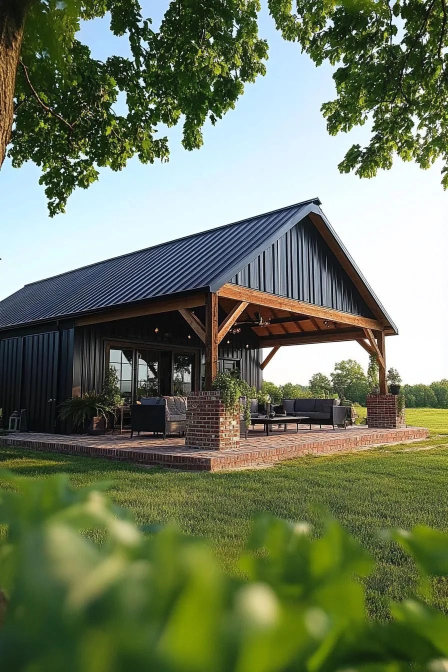 A Rustic Retreat With a Modern Edge