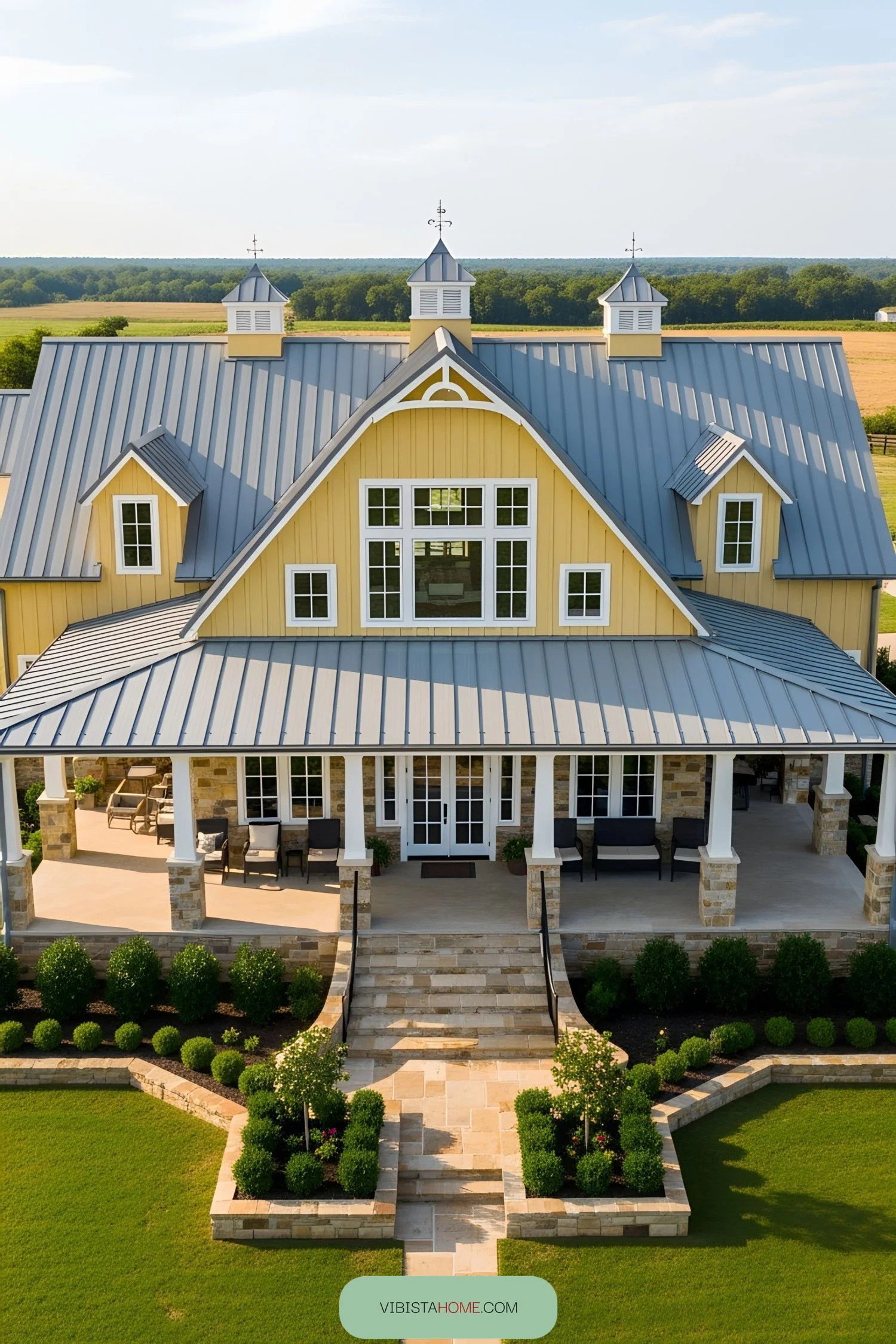 Barnhouse Bliss on an Endless Porch