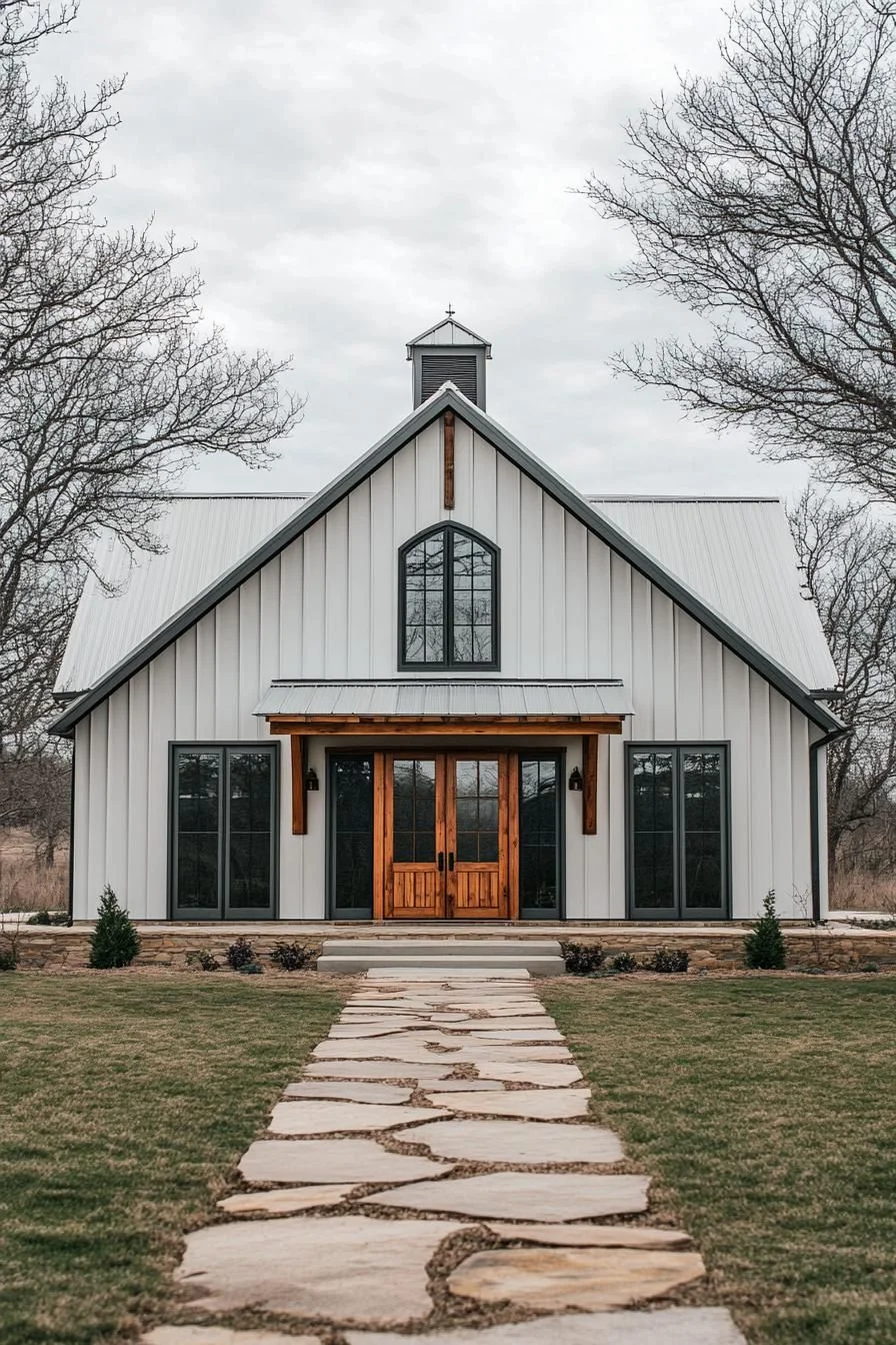 A Welcoming Farmhouse-Style Barndominium